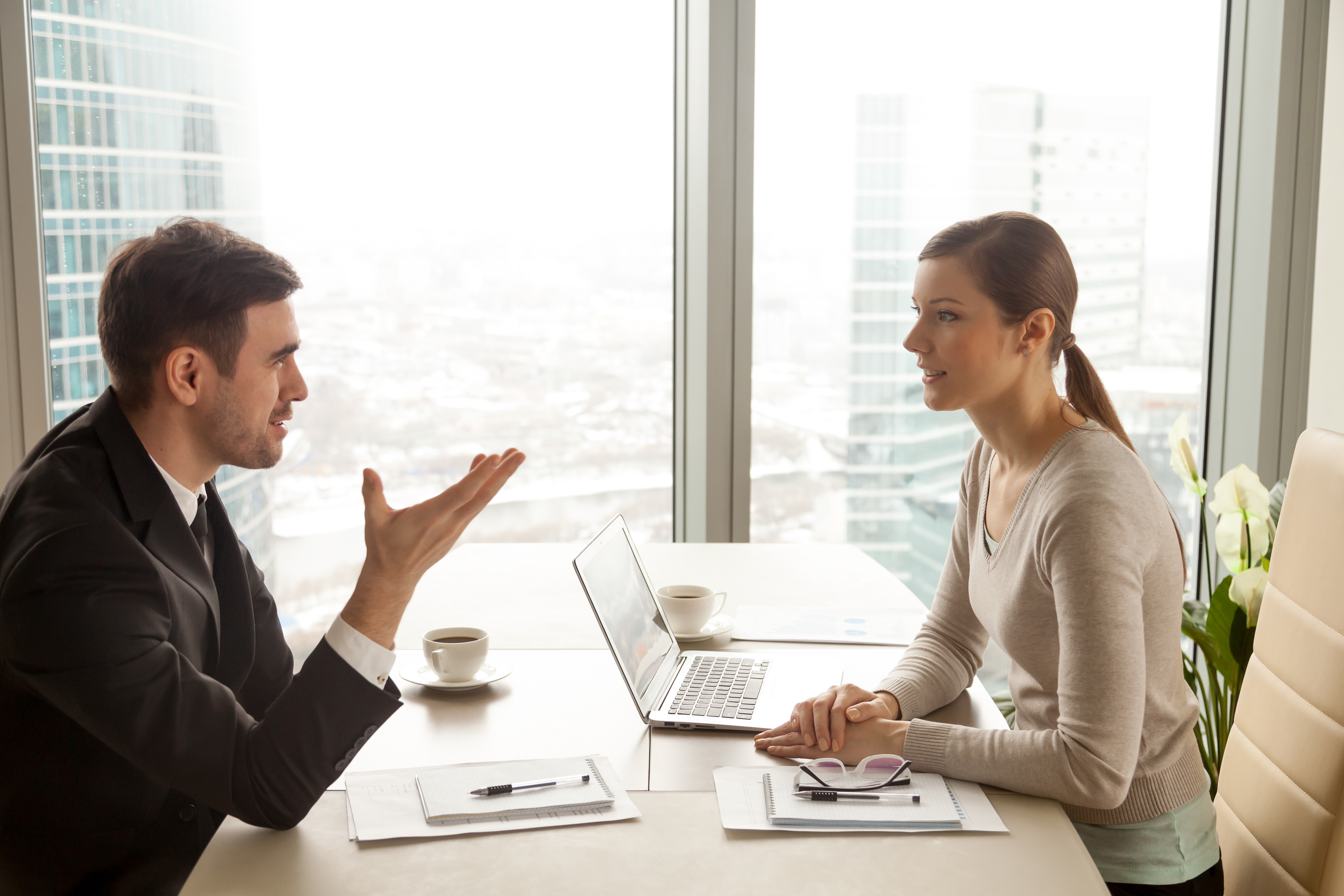 best MBA colleges in Kerala- non-verbal communication skills